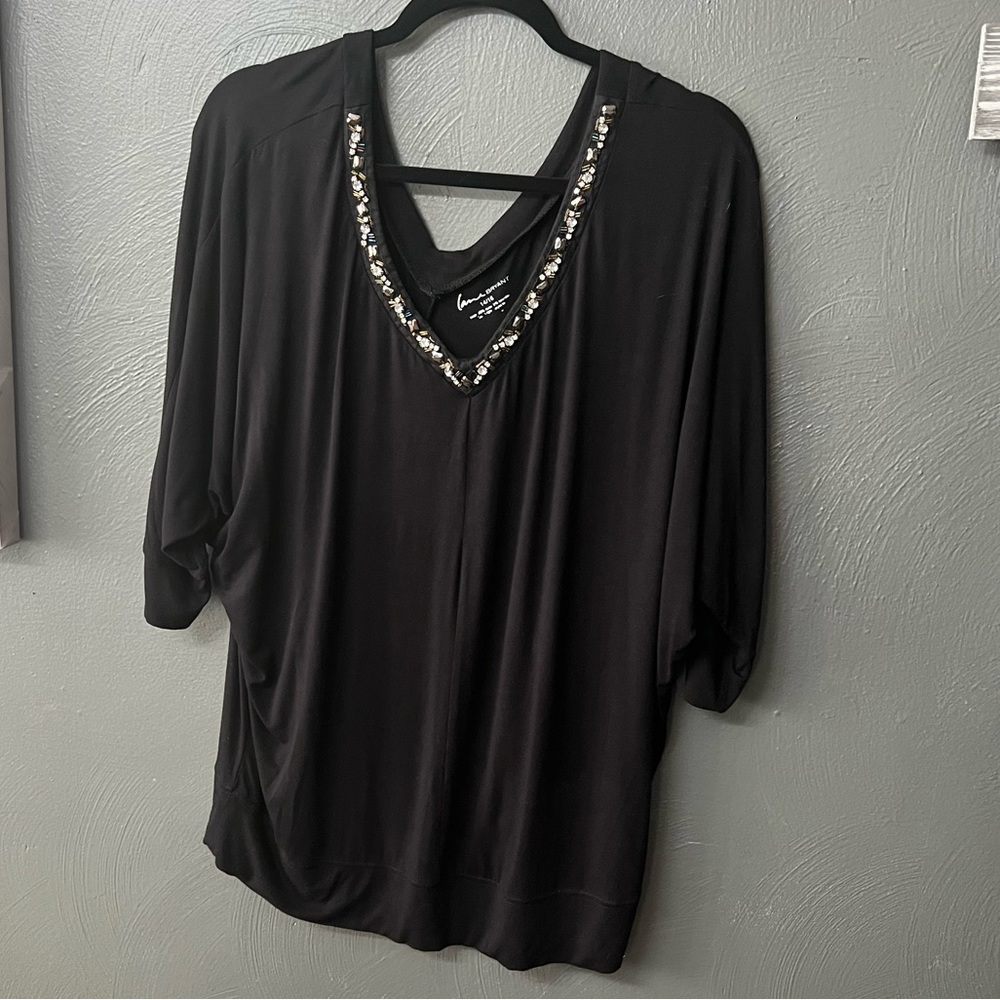 V Neck Beaded Lane Bryant Top Size 14/16‎